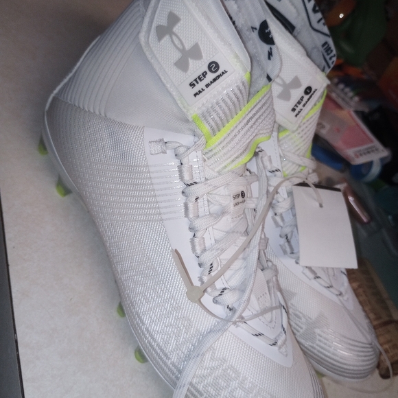 Under Armour cleats. - Picture 8 of 11